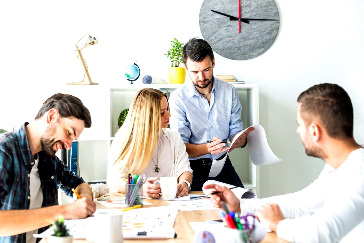 Sesión de formación práctica en análisis financiero